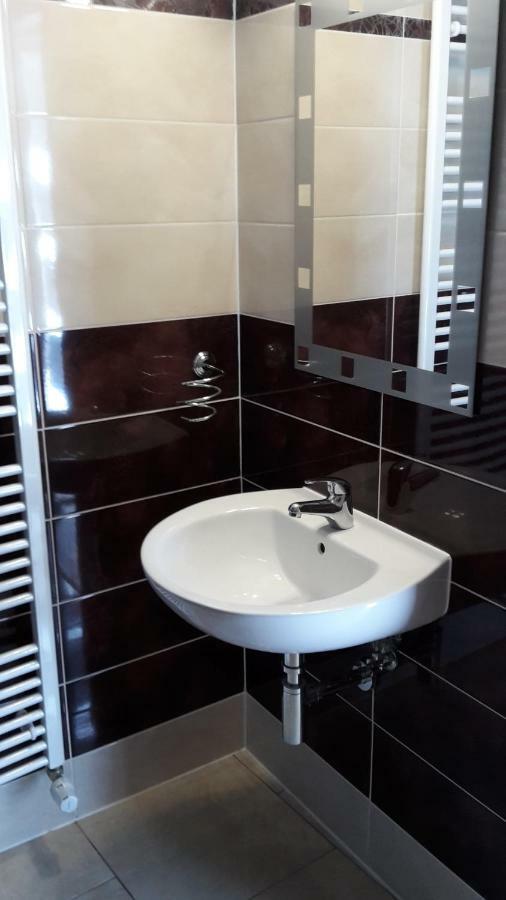 Ubytovani Lila Mikulov Ngoại thất bức ảnh